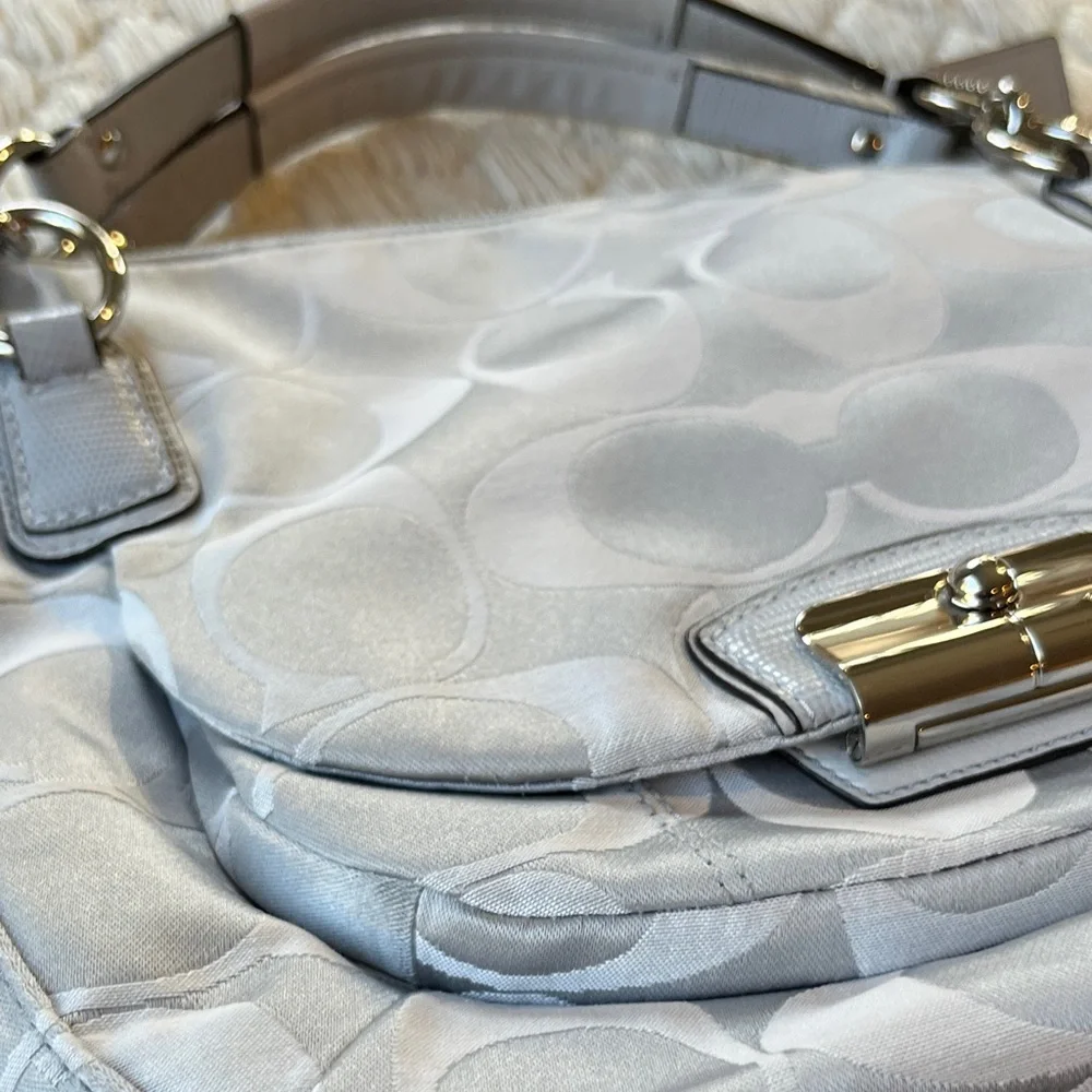 NWOT Coach Silver and Gray Signature Shoulder Bag